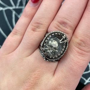 Von Desolate hidden skull ring